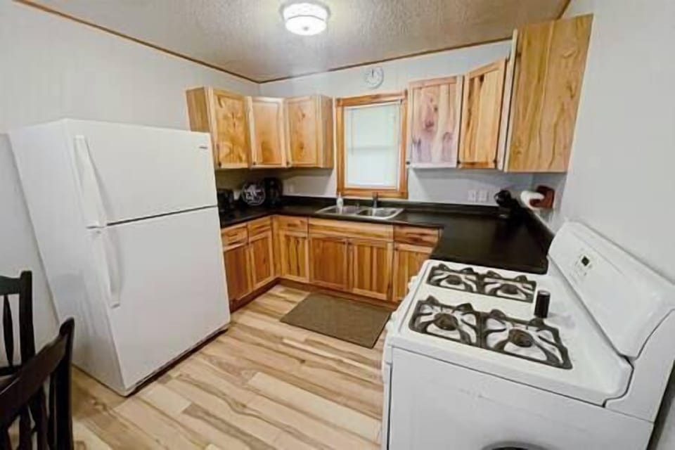 010443d2 42ef 440b af6e 7f3a66ef56e5