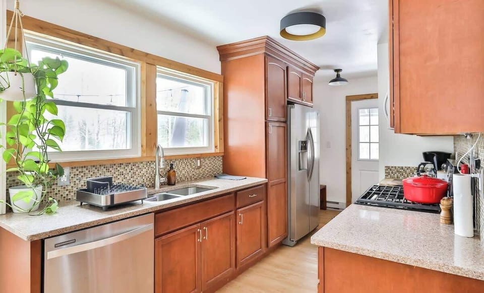 Kitchen | Stainless Steal Appliances | Microwave | Oven | Stove | Kettle | French Press Coffee | Cooking Basics