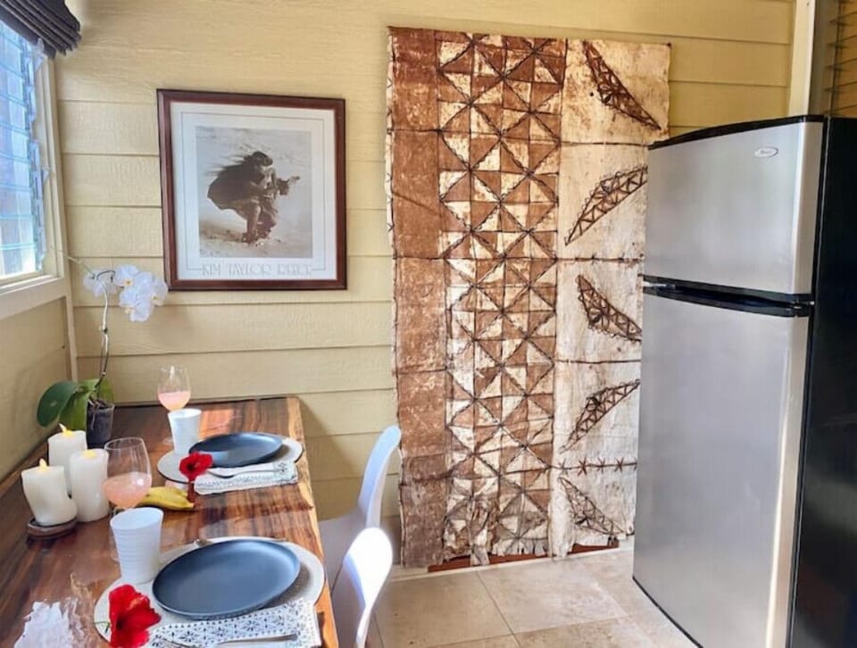 Authentic Hawaiian tapa cloth handmade from mulberry bark