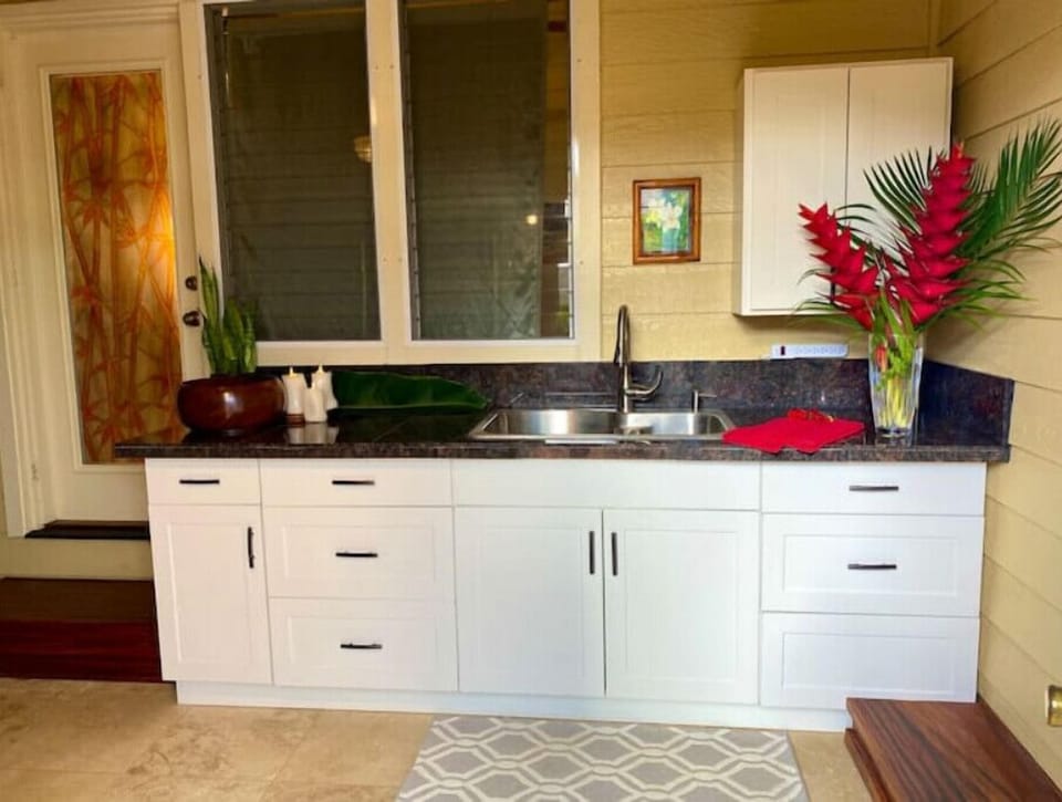 Fully equipped kitchen