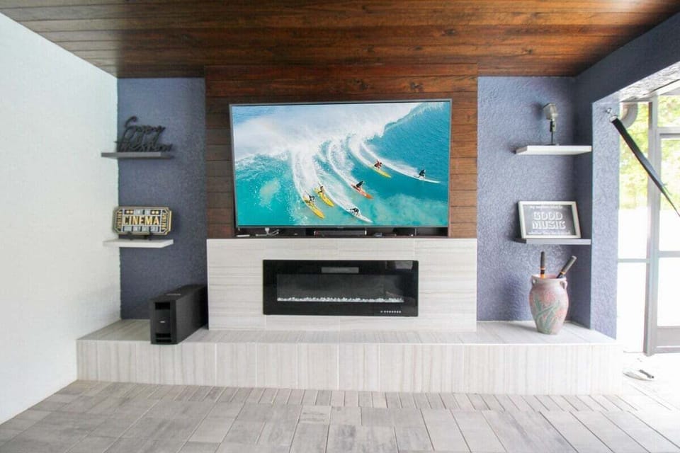 Outdoor Entertainment Center