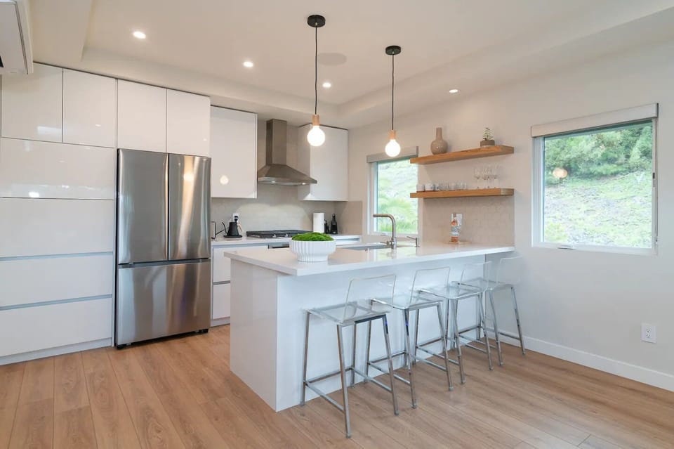 Full Size Kitchen 