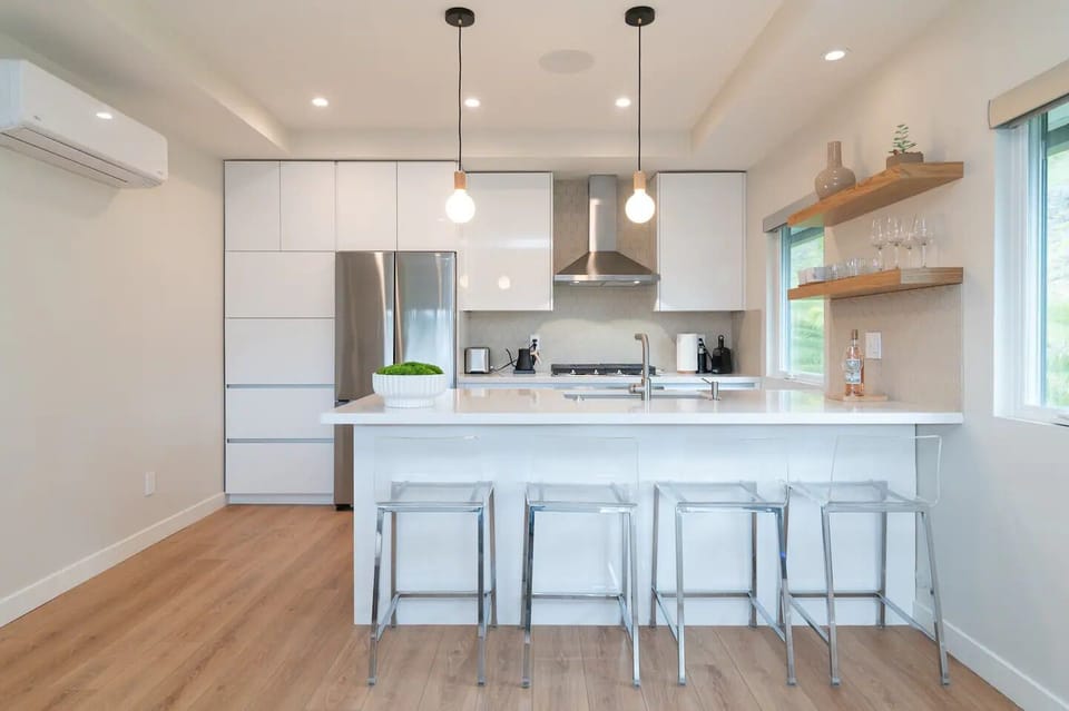 Full Size Kitchen