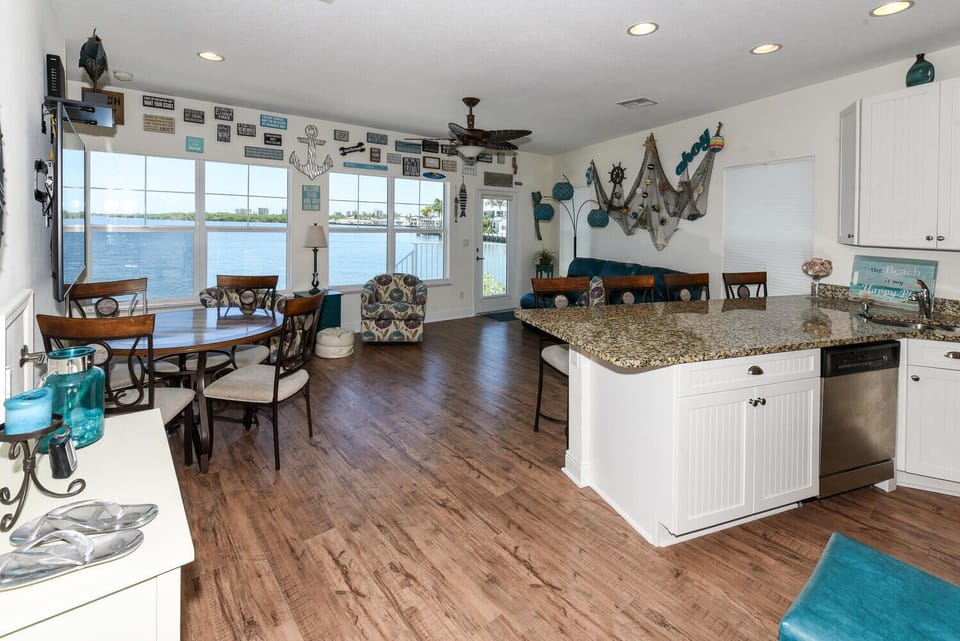 Living Area, River View
