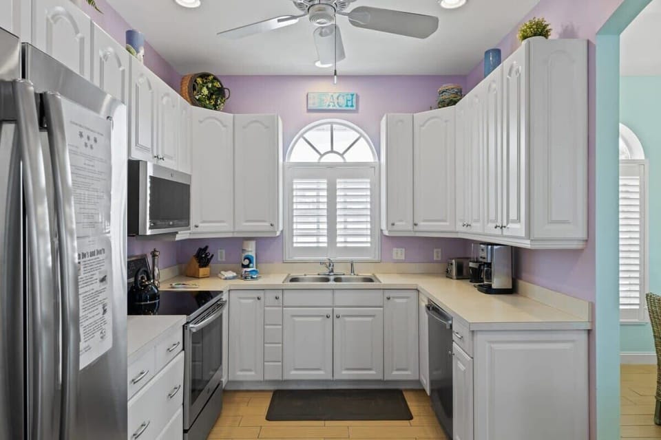 Fully equipped kitchen