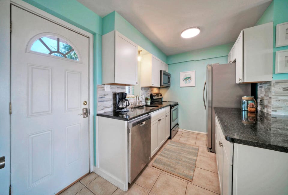 Sleek kitchen, cook in style.
