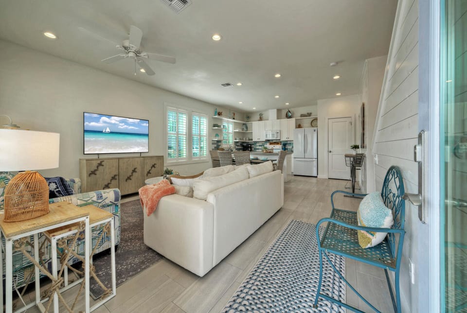 Bright living space.