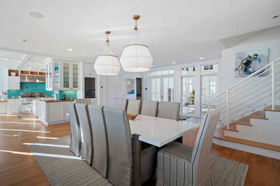 The Flying Pig - Seagrove - First Floor - Dining Area