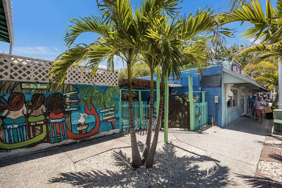 Shopping on Bridge St.