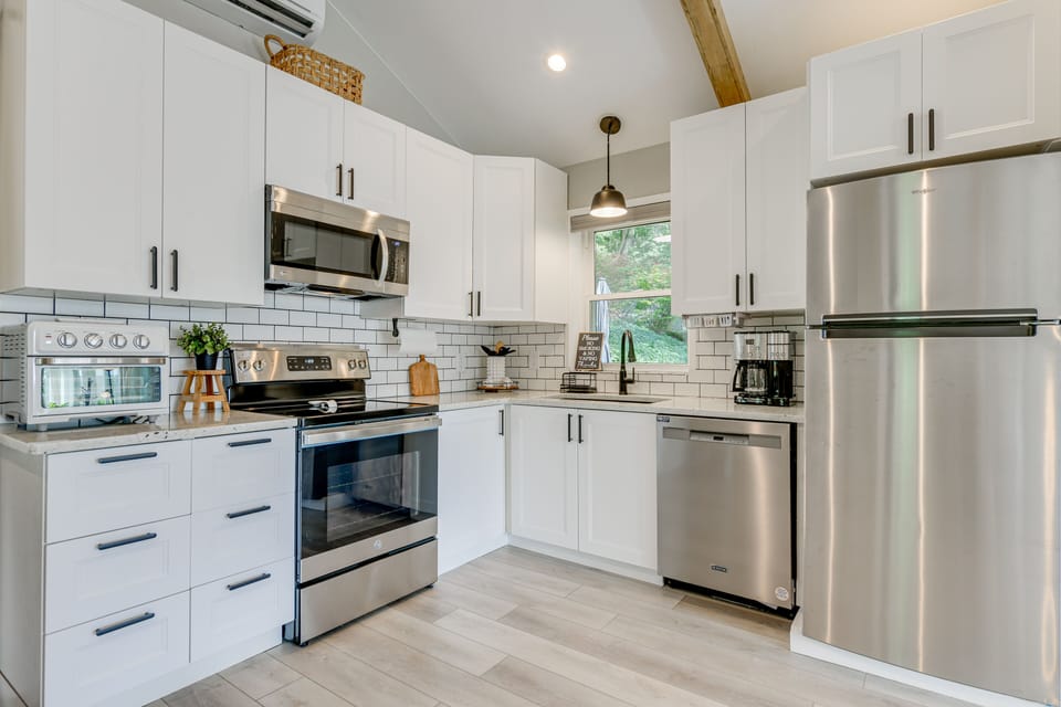 Kitchen | Dishwasher | Coffee Maker