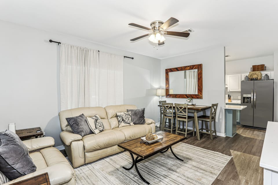 Living Area, Dining Area