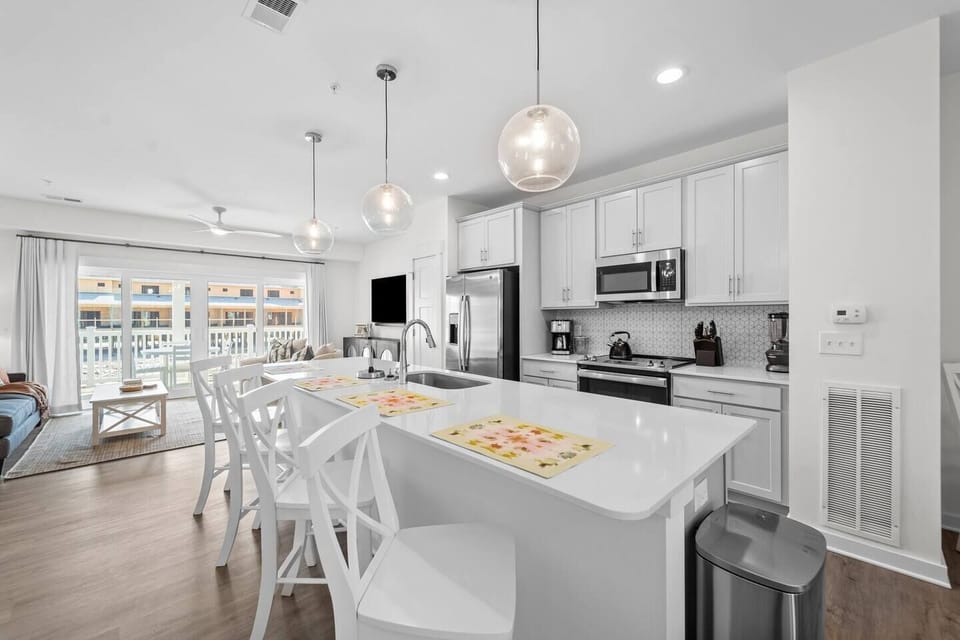 Kitchen island seating for 4