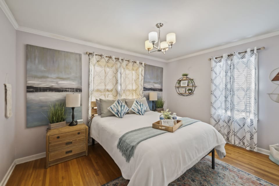 Queen Bed