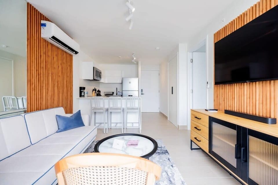 Living room with Tv