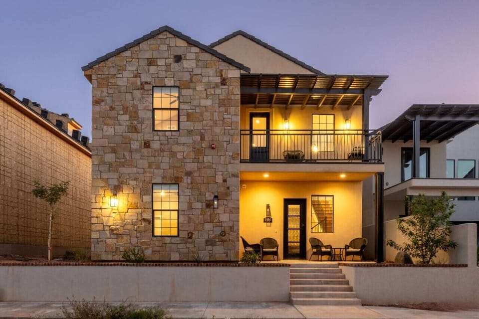 Stunning View of the Front