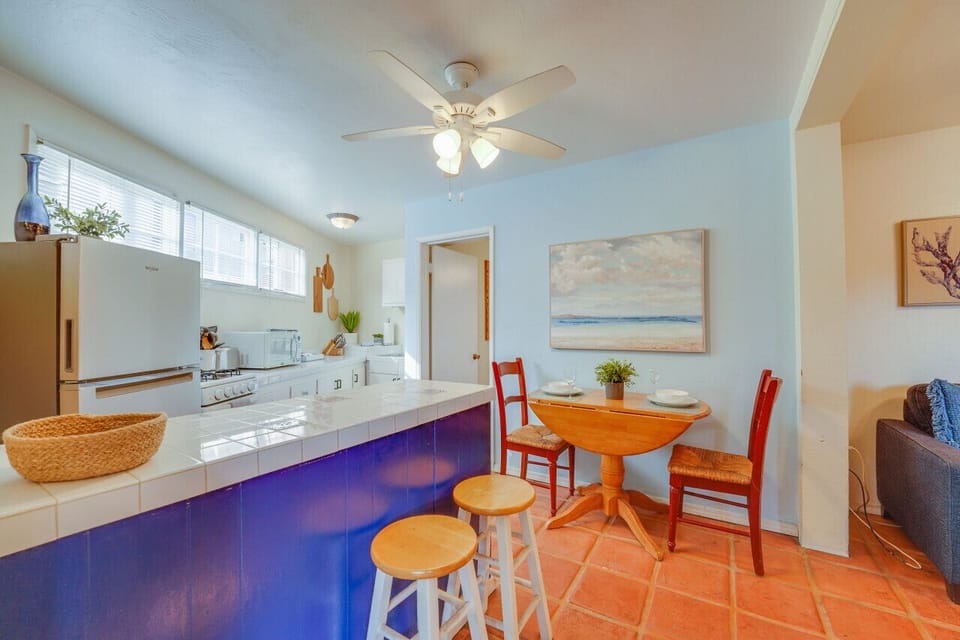 Kitchen/dining area has seating for 4!