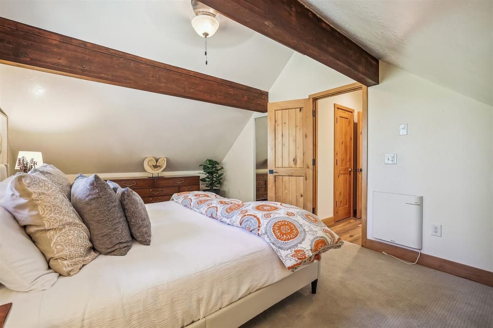 Bedroom - Freeride Haus - Breckenridge Vacation Rental