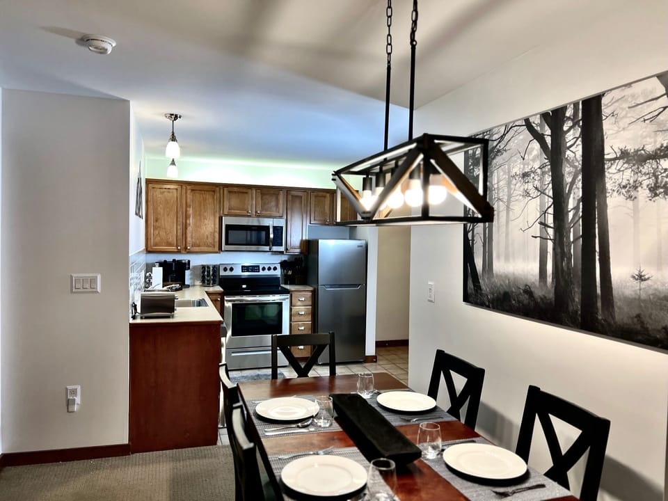Open concept dining and kitchen space 