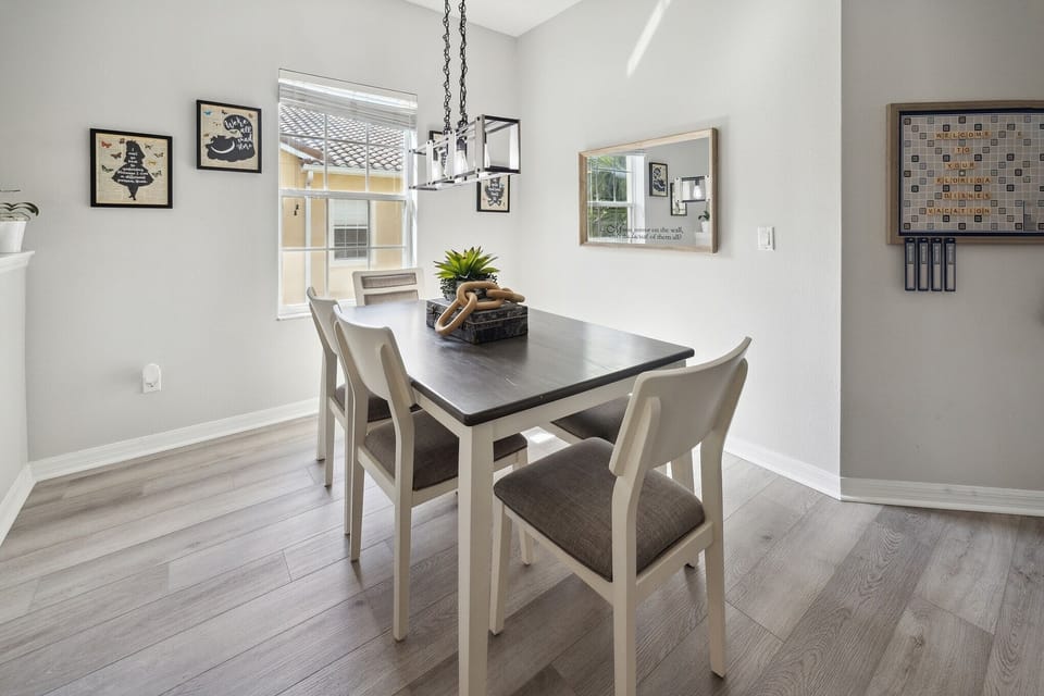 Dining Room, Dining Table, Furniture, Indoors, Table