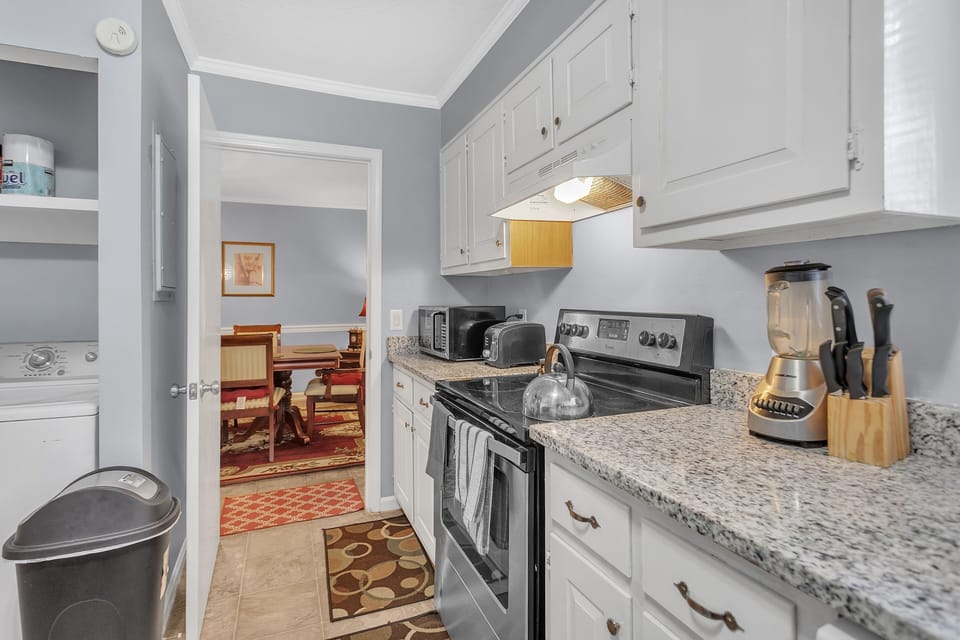 Indoors, Kitchen, Microwave, Oven, Home Decor