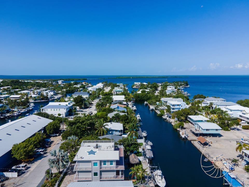 70 Feet of Dockage with Direct Bay Access