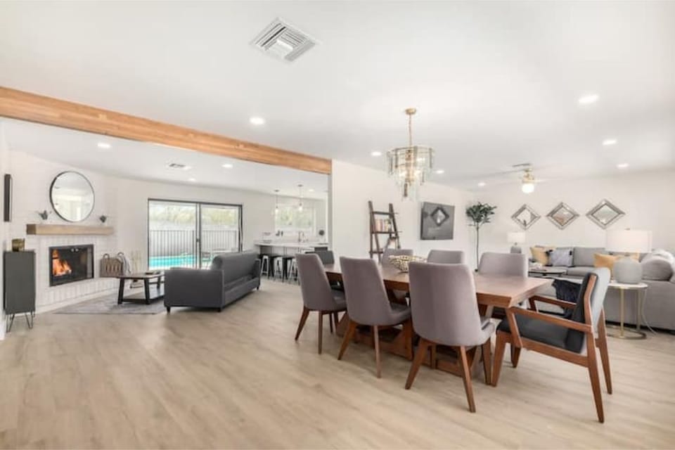 Welcome to Harborage House! 