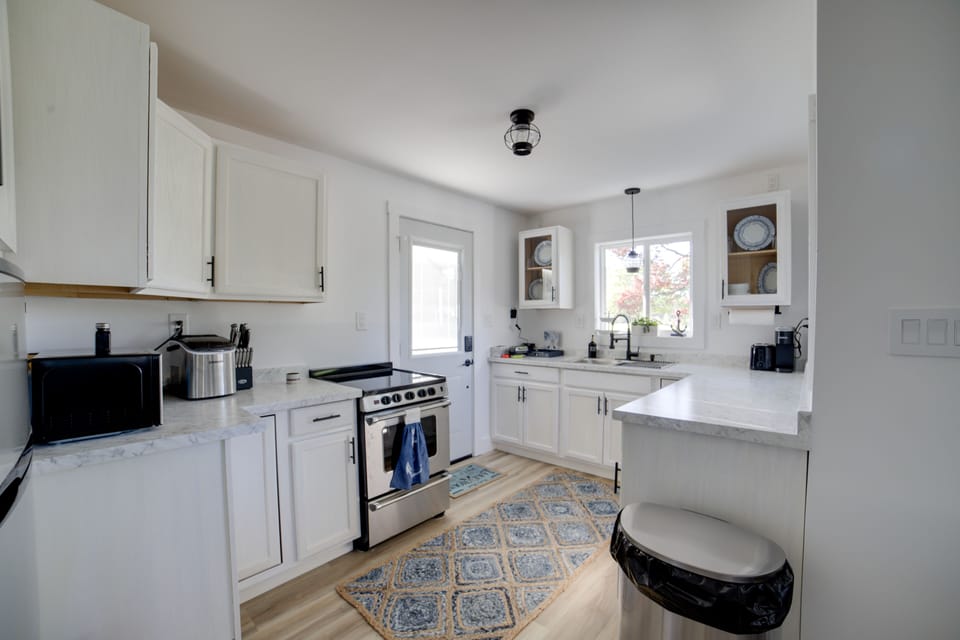 Kitchen | Cooking Basics | Ice Maker | Knife Set