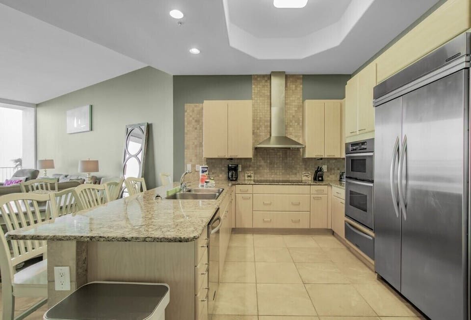 Well-equipped kitchen.