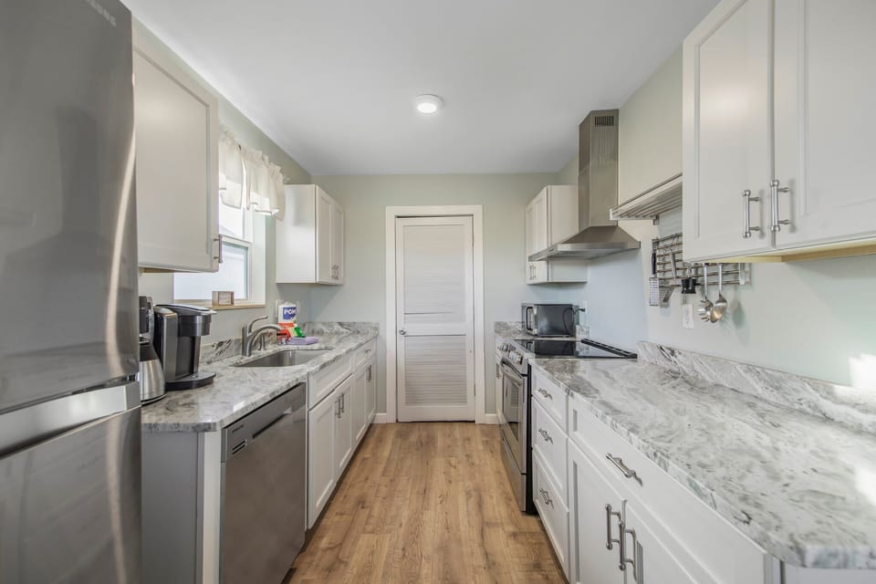 Dazzling kitchen with beautiful countertops.