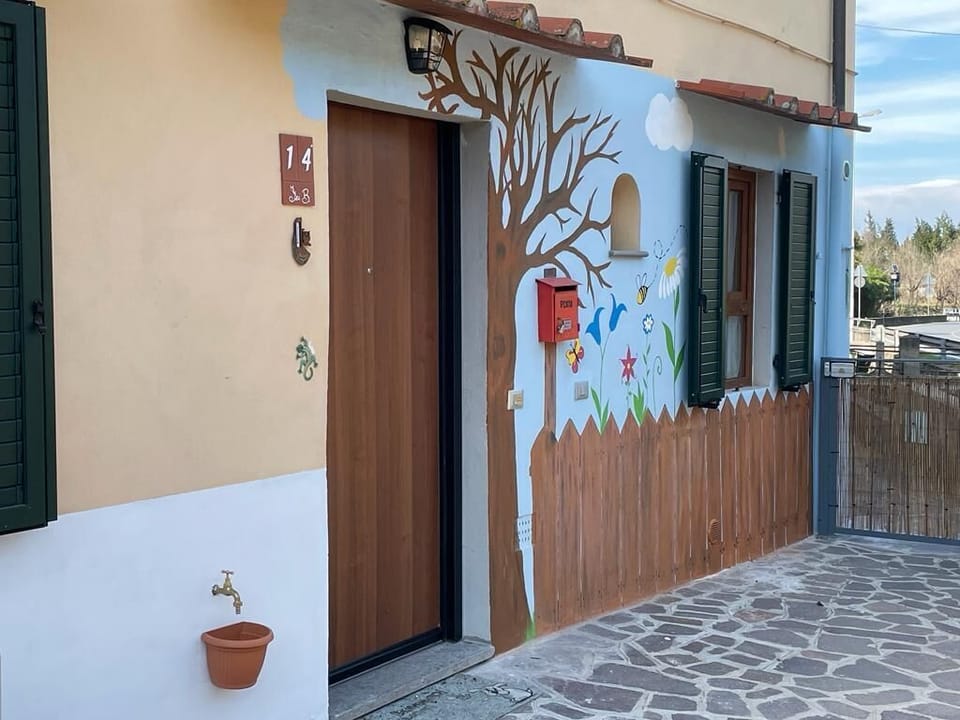 Exterior detail