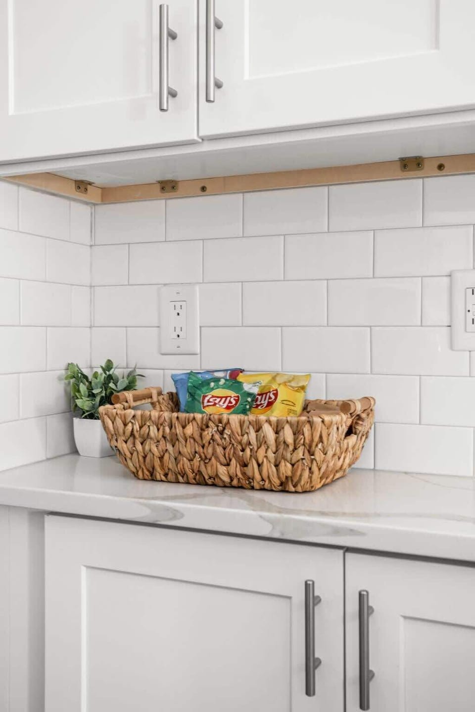 Help yourself to our snack basket, filled with a variety of snack bars and chips for your enjoyment.
