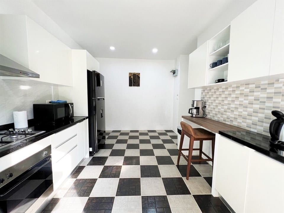 50% Off Jasmine Villa, 5 Minutes To Nai Harn Beach (1811)