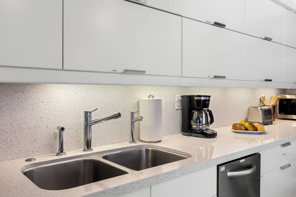 Kitchen sink