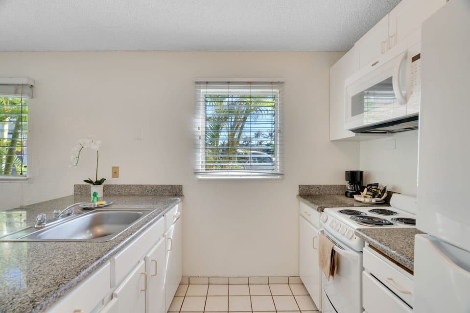 Kitchen (1)