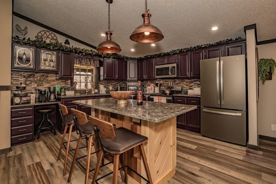 Cook like a pro with our fully equipped kitchen! Just grab your groceries and you're ready to go!