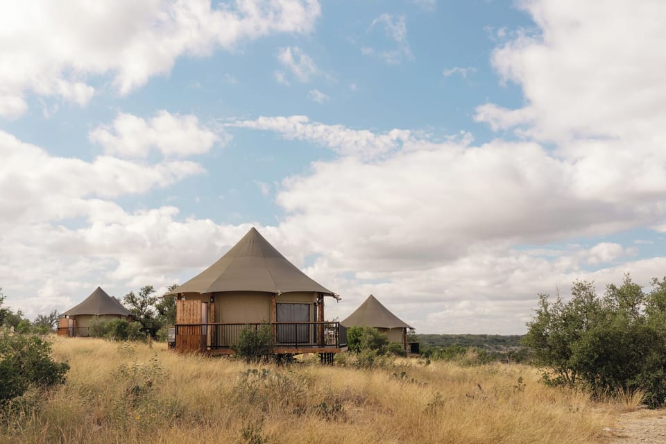 tents20-20exterior20daytime