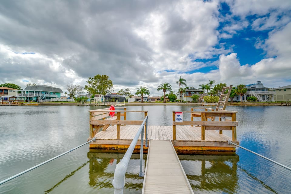 Boat Dock | Canal-Front