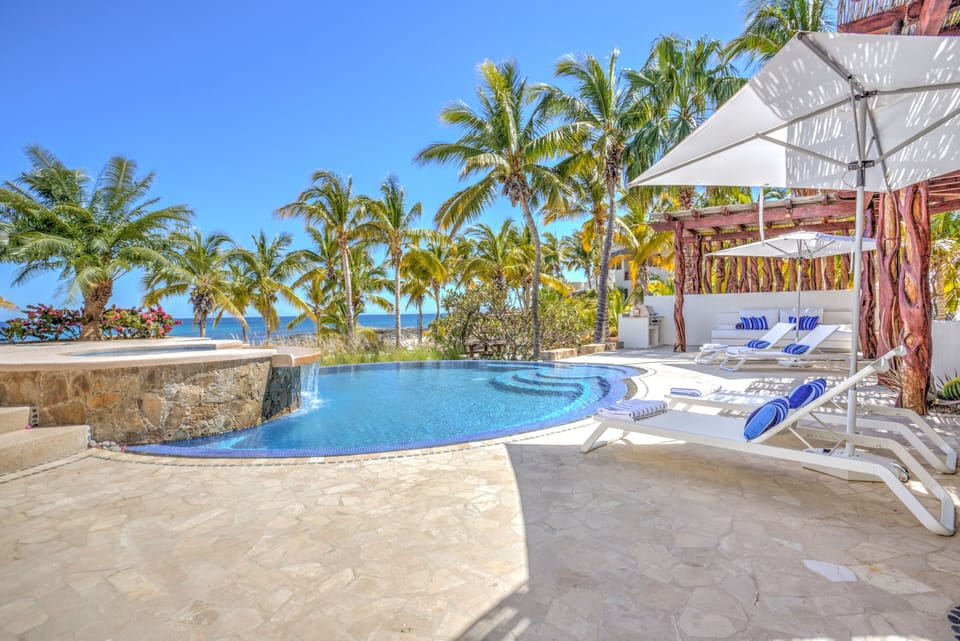 Pool area