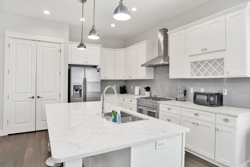 Spacious kitchen