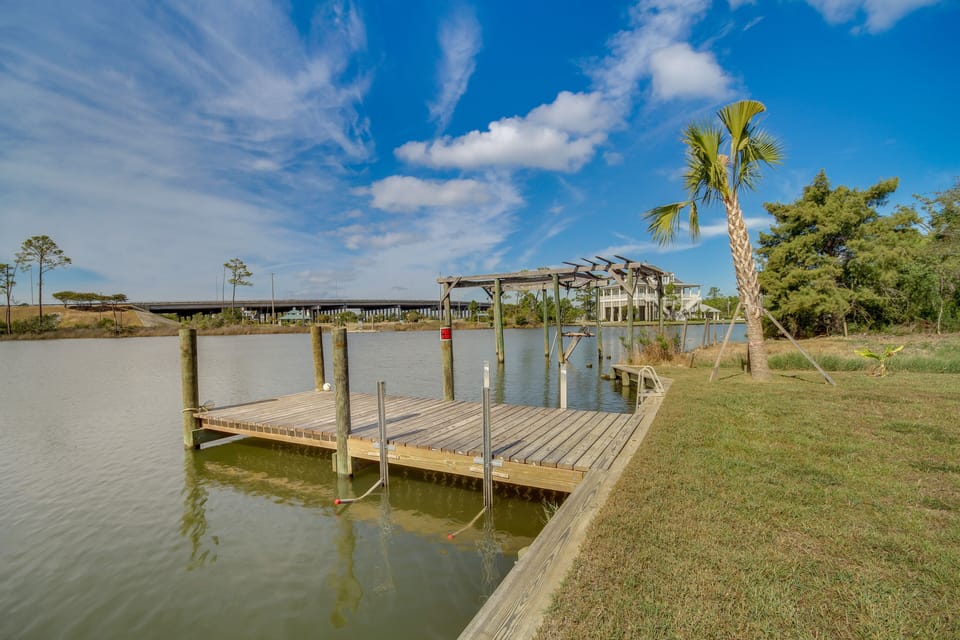 Fishing Dock | Guided Trips Available (Addt'l Fee)