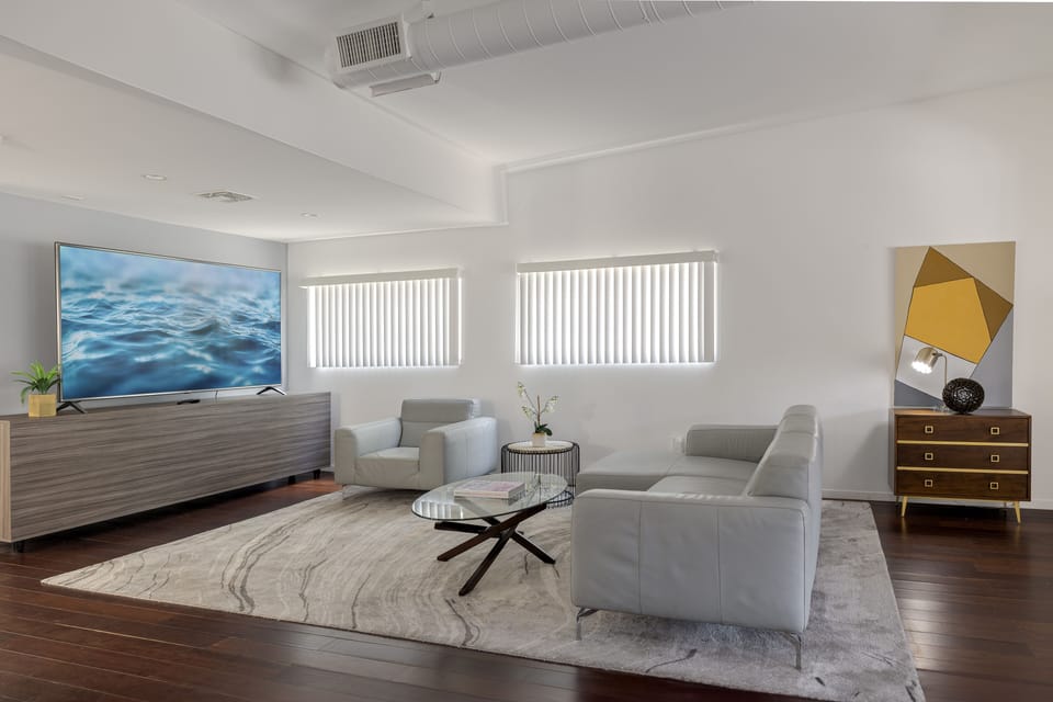 TV room 