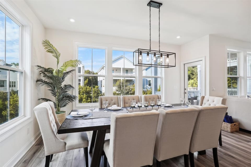 Dining room with seating for 8