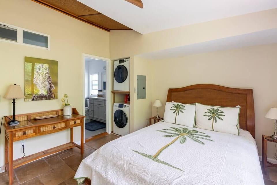 2nd bedroom. 