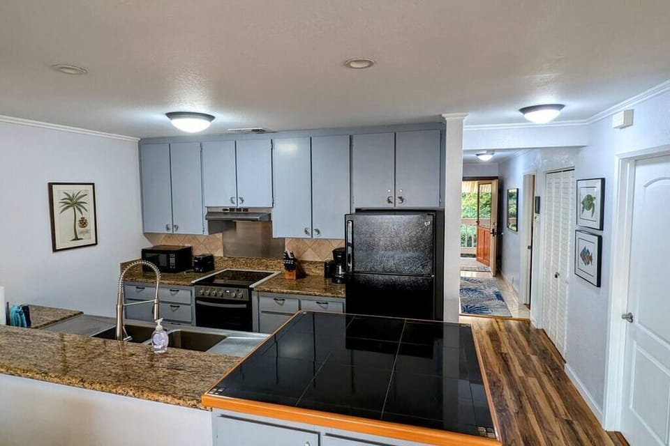 Fully stocked kitchen for all your cooking needs. 