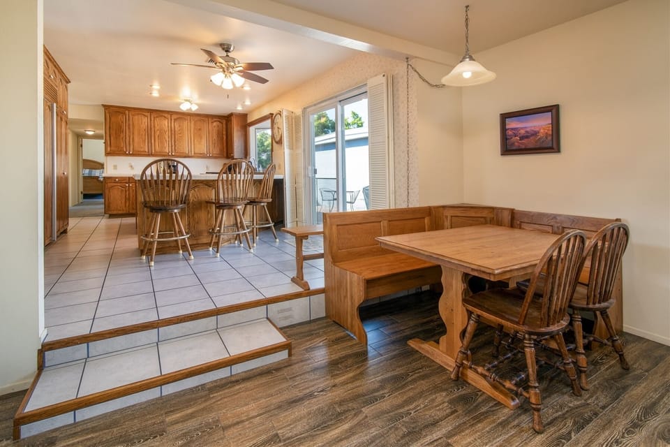 This classic nook set up is the perfect place to break bread with loved ones.