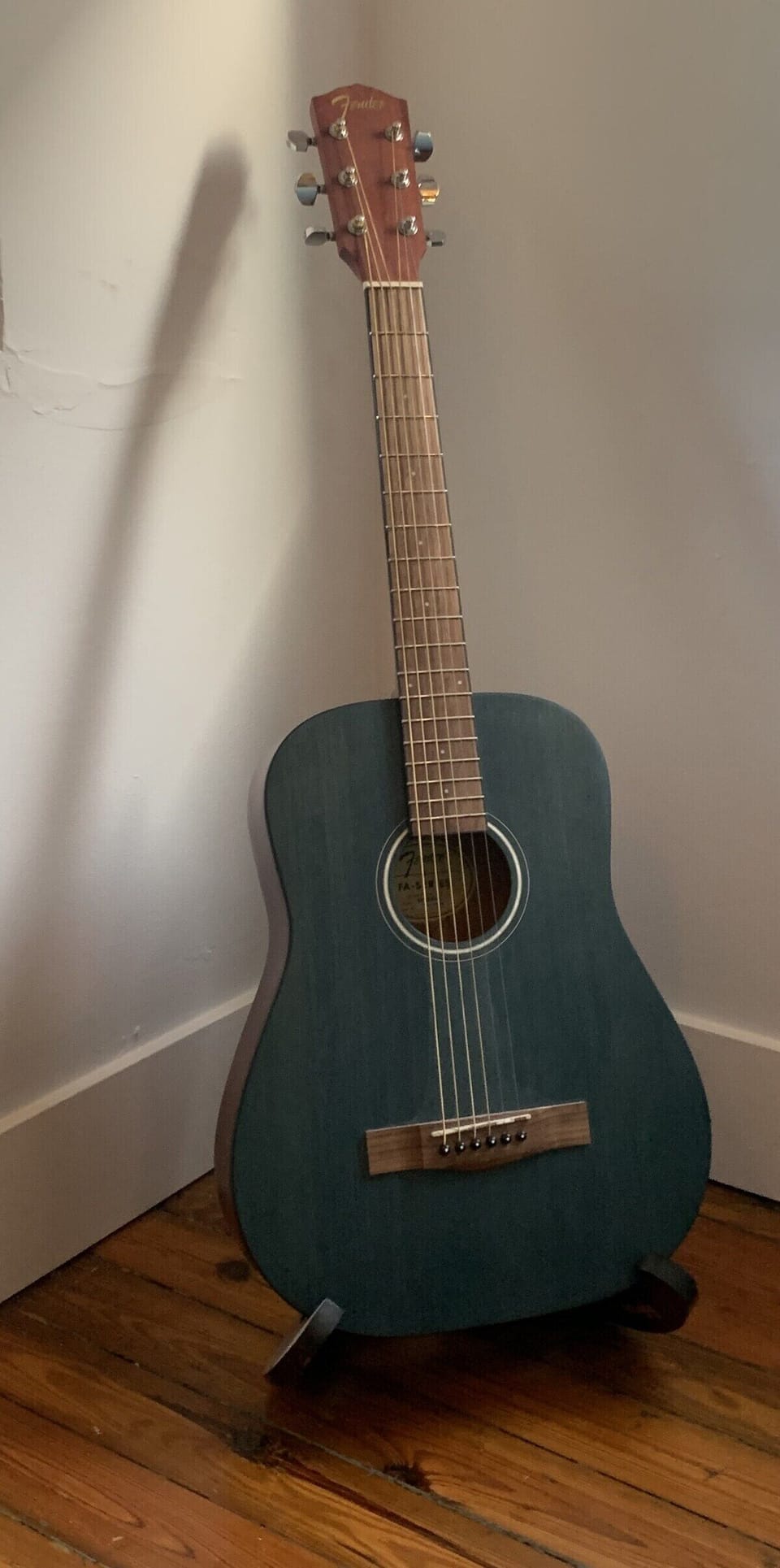 If you're inclined, play some chords while chilling in Flora Cottage.