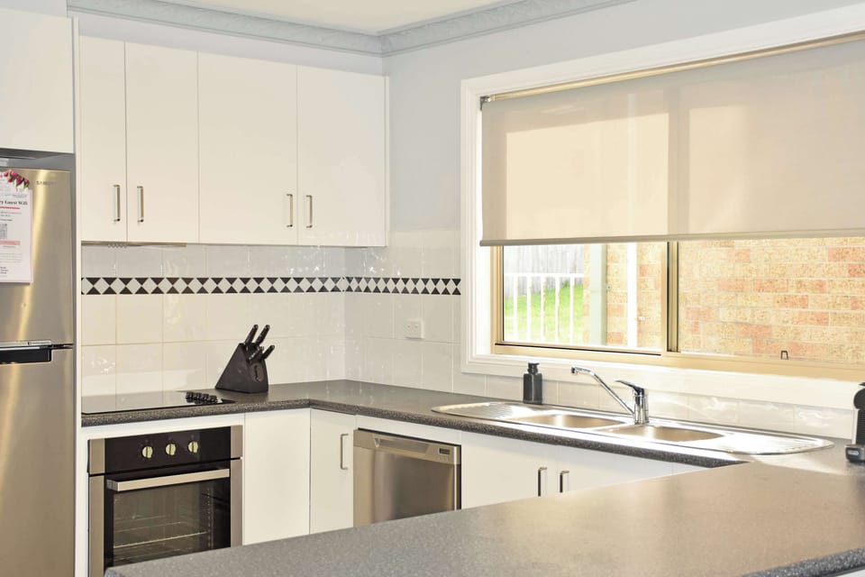 Fully Equipped Kitchen with Electric Cooking + Dishwasher
