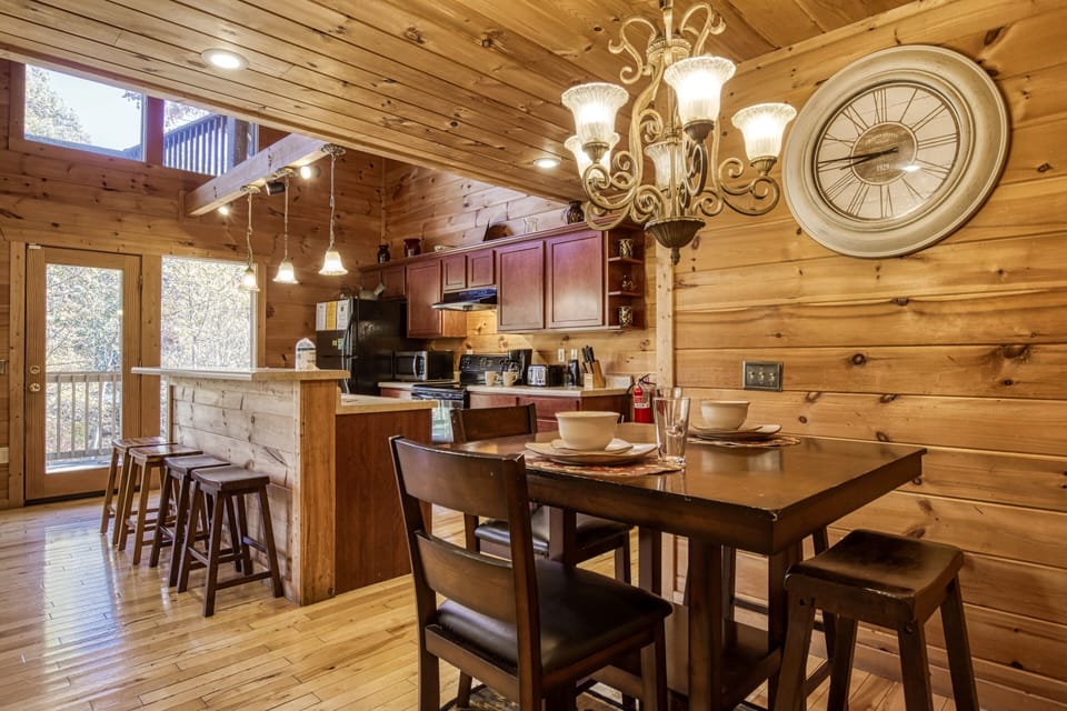 View of breakfast nook area and kitchen with island - View of breakfast nook area and kitchen with island, perfect for cooking and eating!