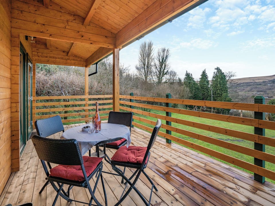 Terrace | D&ocirc;l Werdd Lodge, Garnant Ammanford