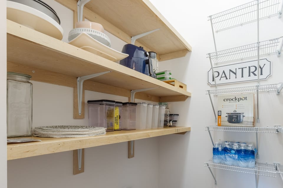 Walk-in pantry